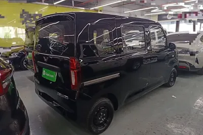 Wuling Zhiguang New Energy 2025, 200 км, за 8054 USD - фото 6
