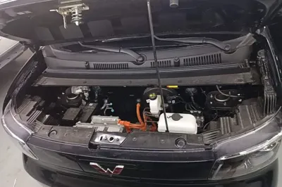 Wuling Zhiguang New Energy 2025, 200 км, за 8054 USD - фото 30