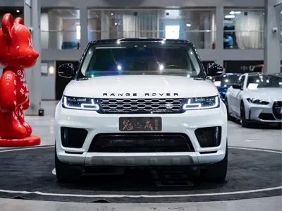 Land Rover Sport 2018, 105000 км, за 48126.3 USD
