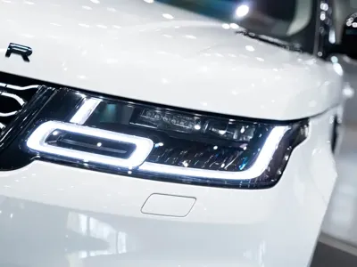 Land Rover Sport 2018, 105000 км, за 48126.3 USD