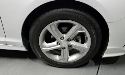 Hyundai Sonata 2018, 107794 км, за 7271.29 USD