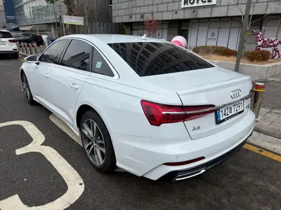 Audi A6 2021, 41760 км, за 28410.96 USD