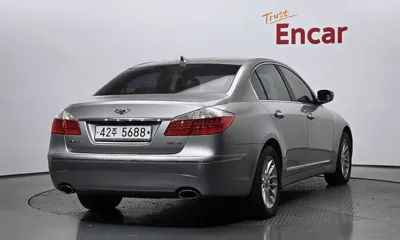 Hyundai Genesis 2011, 138310 км, за 3041.48 USD