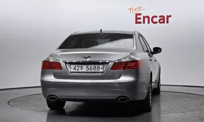Hyundai Genesis 2011, 138310 км, за 3041.48 USD