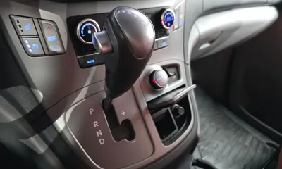 Hyundai Starex 2017, 70910 км, за 14638.31 USD - фото 9