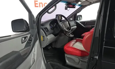Hyundai Starex 2017, 70910 км, за 14638.31 USD - фото 10