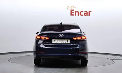 Hyundai Avante 2016, 76507 км, за 4735.6 USD