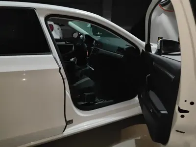 Volkswagen Lamando 2022, 24900 км, за 10564.83 USD - фото 8