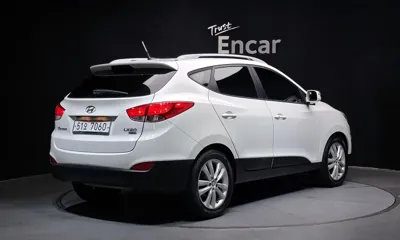 Hyundai Tucson 2012, 92745 км, за 3479.06 USD