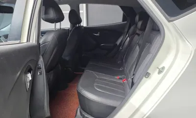 Hyundai Tucson 2012, 92745 км, за 3452.77 USD - фото 12