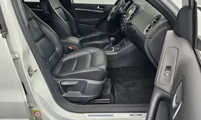 Volkswagen Tiguan 2014, 110381 км, за 8450.44 USD - фото 11