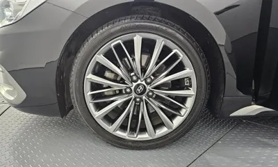 Hyundai Grandeur 2017, 152523 км, за 7930.83 USD