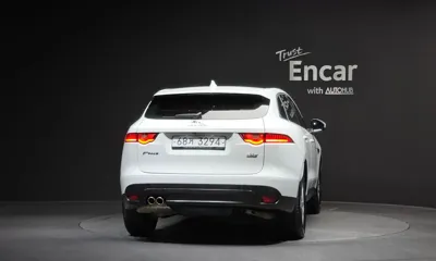 Jaguar F-Pace 2017, 131050 км, за 8725.55 USD