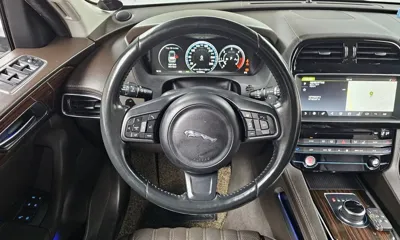 Jaguar F-Pace 2017, 131050 км, за 8725.55 USD - фото 13