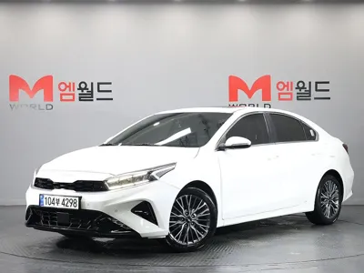 Kia K3 · 2022 год