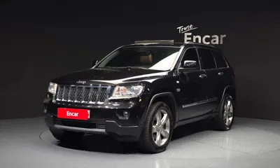 Jeep Cherokee · 2012 год