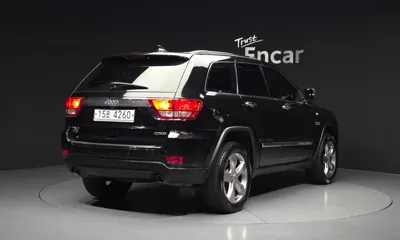 Jeep Cherokee 2012, 179328 км, за 3698.89 USD
