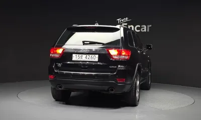 Jeep Cherokee 2012, 179328 км, за 3698.89 USD