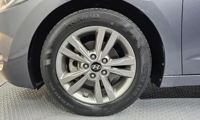 Hyundai Avante 2016, 78103 км, за 7162.85 USD
