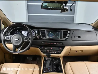 Kia Canival 2017, 421392 км, за 3838.15 USD