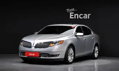 Lincoln MKS · 2015 год