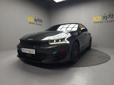 Kia K5 · 2023 год