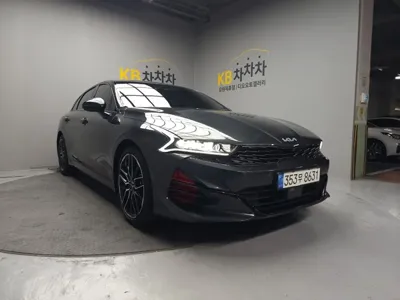 Kia K5 2023, 44000 км, за 15983.97 USD