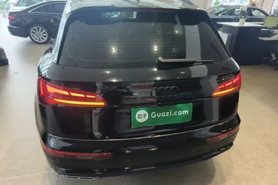 Audi Q5L 2024, 20300 км, за 36966 USD