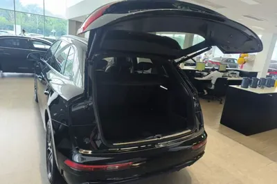 Audi Q5L 2024, 20300 км, за 36966 USD - фото 22