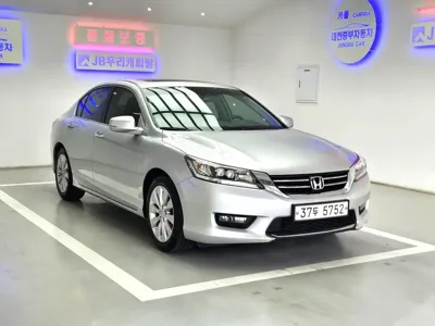 Honda Accord 2014, 89304 км, за 5139.22 USD - фото 9
