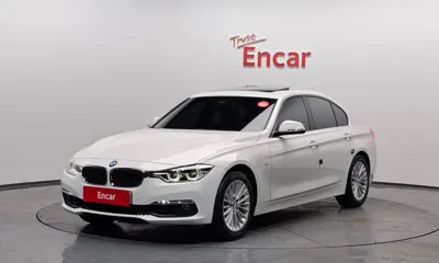 BMW 3-Series · 2018 год