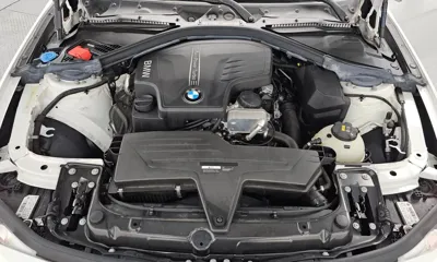 BMW 3-Series 2018, 50850 км, за 10765.39 USD - фото 6