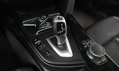BMW 3-Series 2018, 50850 км, за 10765.39 USD - фото 9