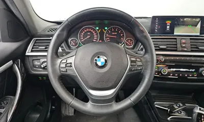 BMW 3-Series 2018, 50850 км, за 10765.39 USD - фото 13