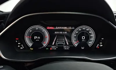Audi Q3 2025, 18001 км, за 39379.02 USD - фото 8