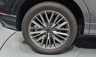 Audi Q3 2025, 18001 км, за 39379.02 USD - фото 21