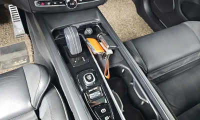 Volvo XC60 2021, 104545 км, за 21737.69 USD - фото 9