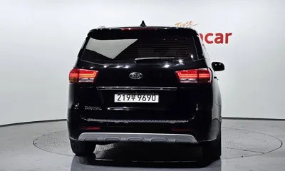 Kia Canival 2017, 297405 км, за 4955.4 USD