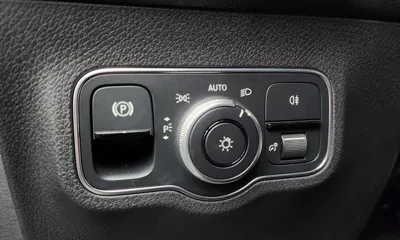Mercedes-Benz GLB-Class 2023, 11746 км, за 26620.41 USD - фото 14