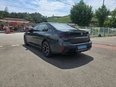 BMW i7 2026, 18800 км, за 130932.98 USD