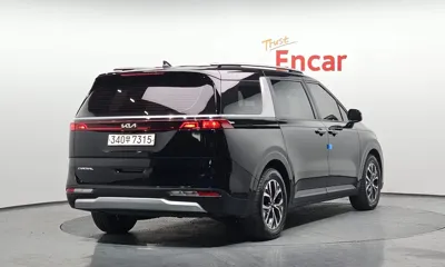 Kia Canival 2023, 128090 км, за 14441.38 USD
