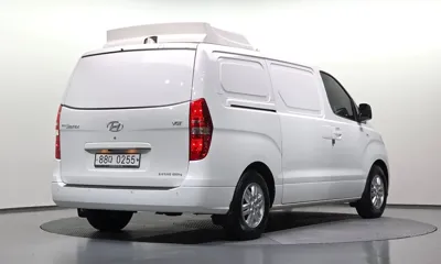 Hyundai Starex 2019, 155026 км, за 9702.41 USD