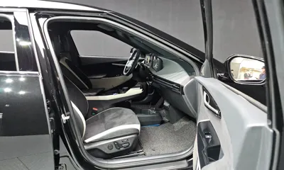 Kia EV6 2022, 66180 км, за 23322.49 USD - фото 18