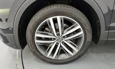 Volkswagen Tiguan 2023, 63644 км, за 16148.98 USD