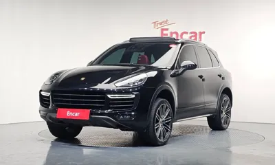 Porsche Cayenne · 2015 год