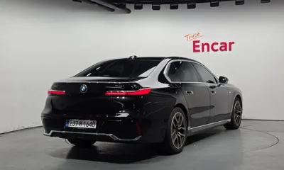 BMW 7-Series 2024, 22248 км, за 82920.37 USD