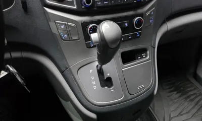 Hyundai Starex 2019, 113094 км, за 8599.35 USD - фото 9