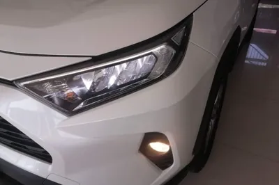 Toyota RAV4 2020, 62400 км, за 15718 USD - фото 8