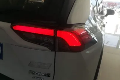 Toyota RAV4 2020, 62400 км, за 15718 USD - фото 9