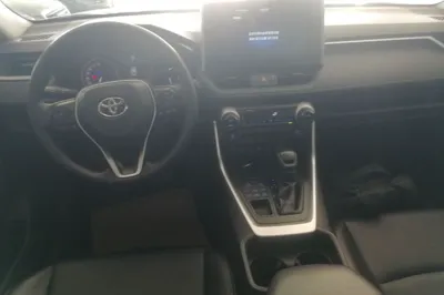 Toyota RAV4 2020, 62400 км, за 15718 USD - фото 12